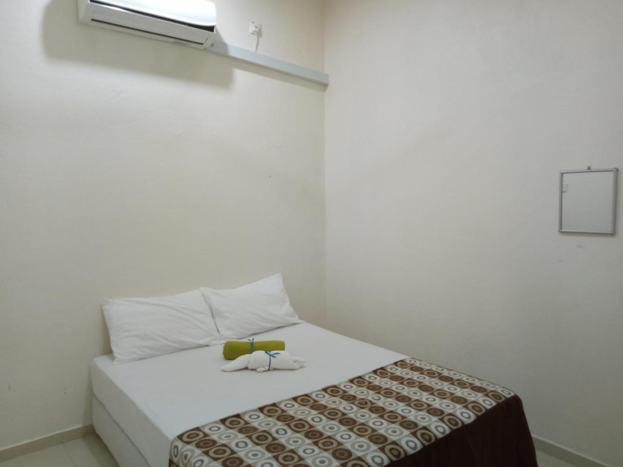 Idul Sunrise View Hotel Pantai Cenang  Bagian luar foto